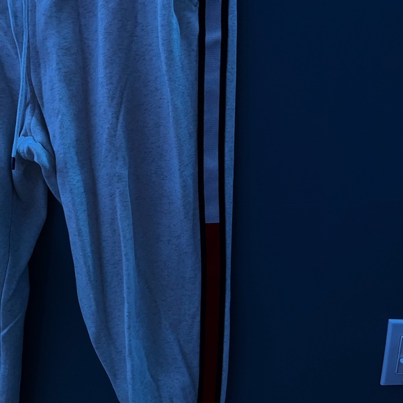 Tommy Hilfiger White Sweatpants - Picture 3 of 3